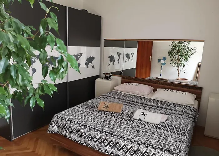 Teta Neda Daire Omiš