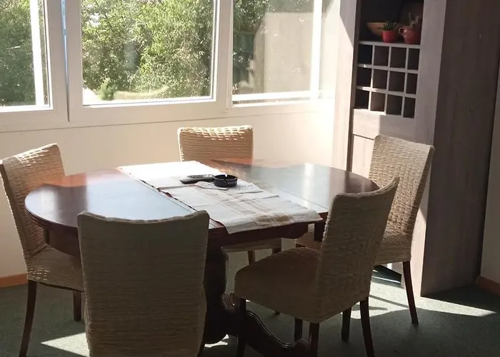 Teta Neda Lejlighed *